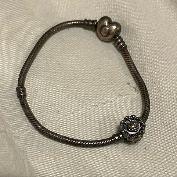 Pandora Bracelet - Picture 1 of 3